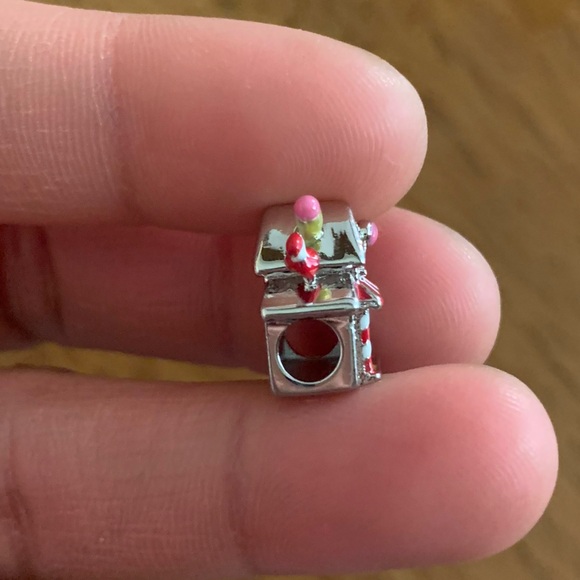 NWOT Christmas Festive Gingerbread House Charm Sterling Silver 925 - Picture 4 of 8